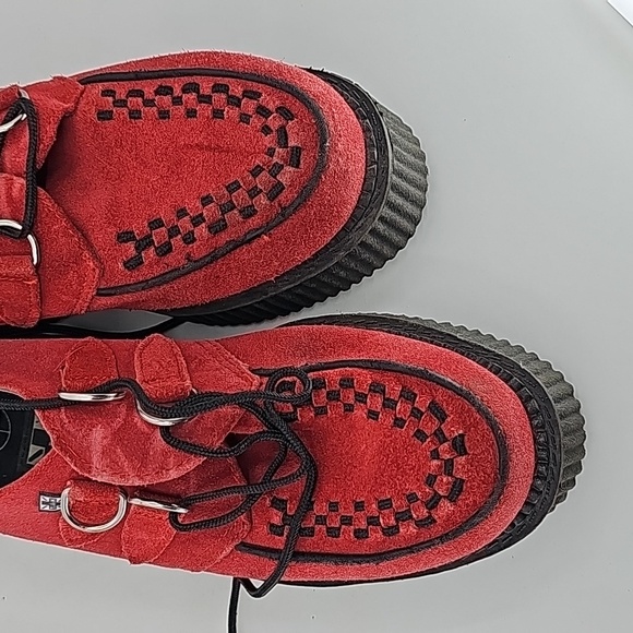 TUK red platform creeper - Picture 7 of 11